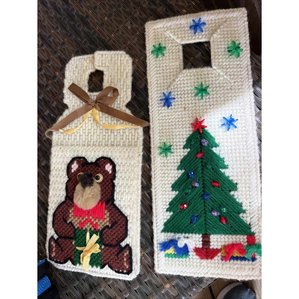Vintage‎ Needlepoint Christmas Brown Teddy Bear & Christmas Tree Door Hanger